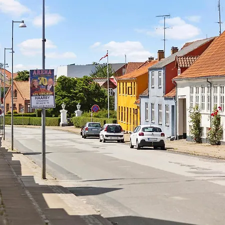 1 Bedroom Lovely In Σπίτι διακοπών *